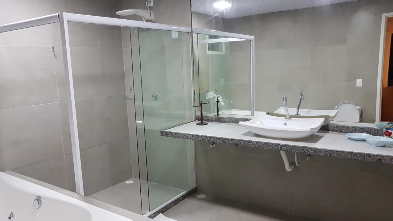 King Suite Spa Bath,733040308:JPEG